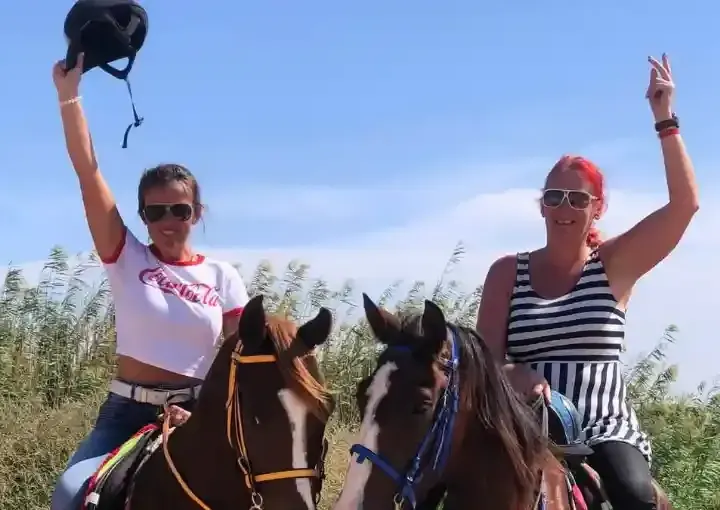 Horse Riding: Desert & Sea