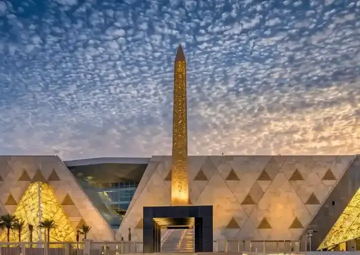 Cairo Day Trip: Grand Egyptian Museum & Pyramids