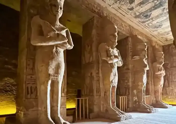 Luxor Day Trip: Valley of the Kings & Karnak