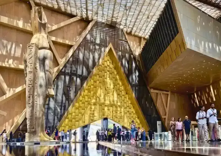Cairo Day Trip: Grand Egyptian Museum & Pyramids